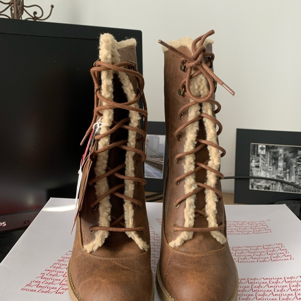 American Eagle tan faux leather Victorian lace up heeled boots - Picture 3 of 6